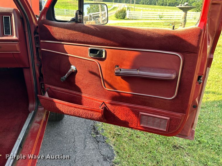 image for item DI7860 1987 Ford Bronco II  SUV