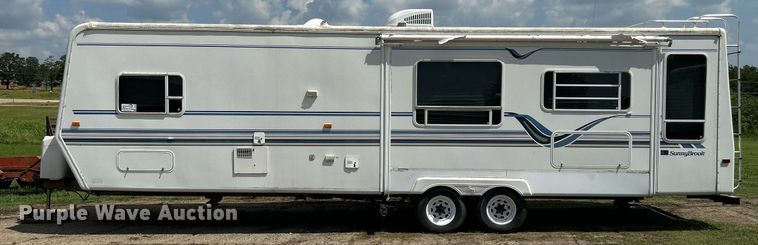 image for item DI7863 2000 Sunnybrook 33BW  camper