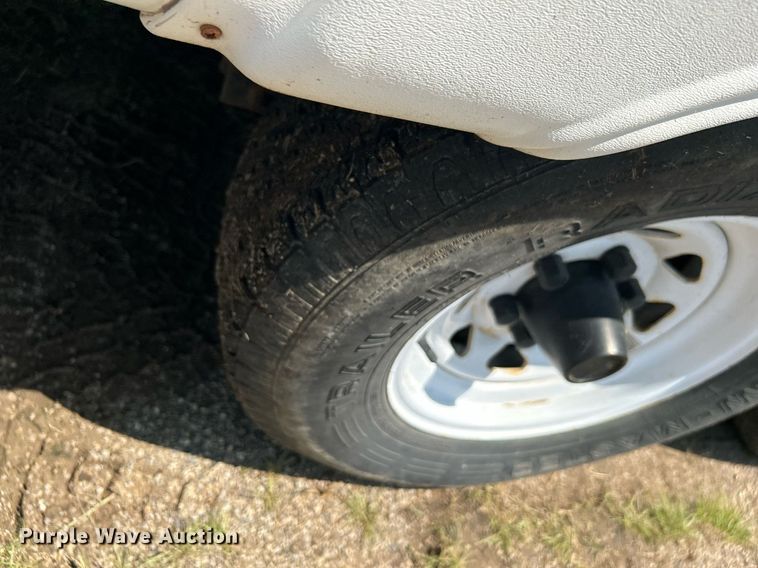 image for item DI7863 2000 Sunnybrook 33BW  camper