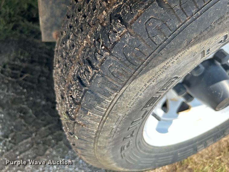 image for item DI7863 2000 Sunnybrook 33BW  camper