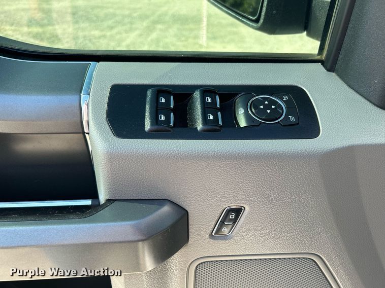 image for item DI7870 2018 Ford F150 XLT  SuperCrew pickup truck