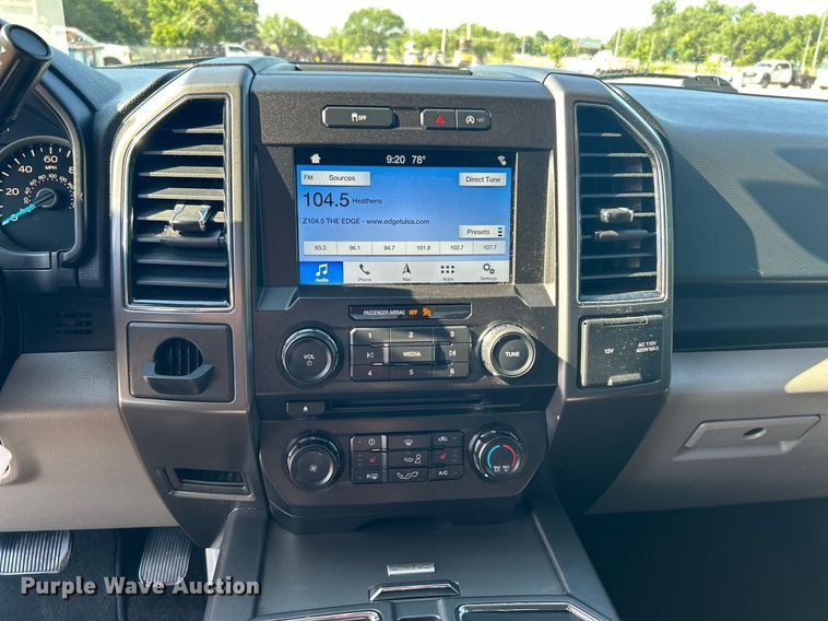 image for item DI7870 2018 Ford F150 XLT  SuperCrew pickup truck