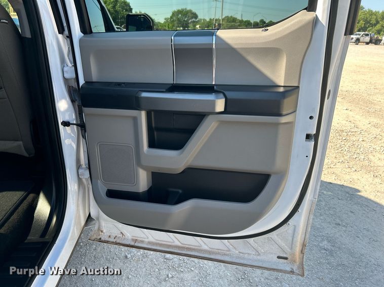 image for item DI7870 2018 Ford F150 XLT  SuperCrew pickup truck