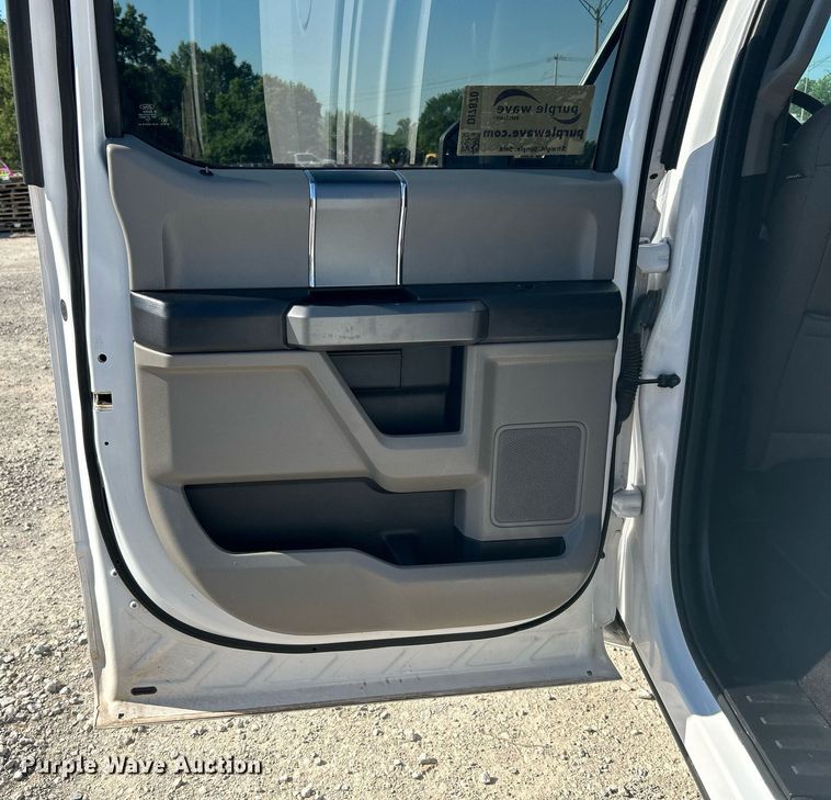 image for item DI7870 2018 Ford F150 XLT  SuperCrew pickup truck