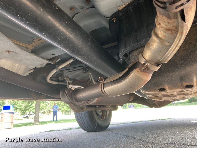 image for item DJ6177 2001 Toyota Sequoia  SUV