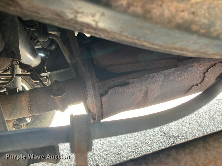 image for item DJ6177 2001 Toyota Sequoia  SUV