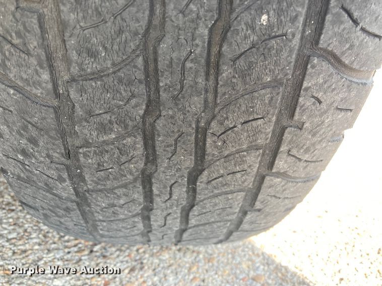 image for item DJ6177 2001 Toyota Sequoia  SUV