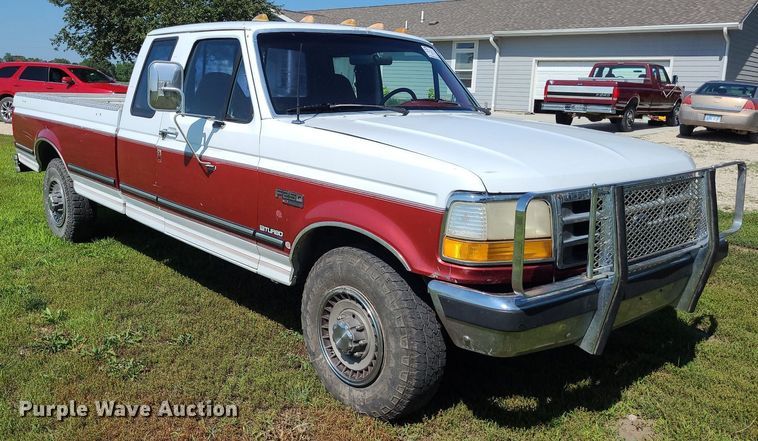 image for item DK1874 1992 Ford F250 XLT  SuperCab pickup truck