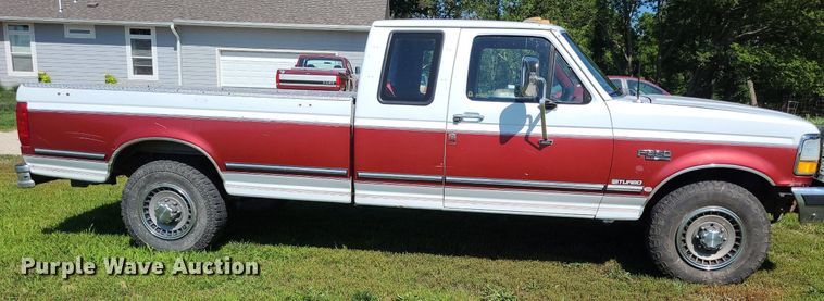 image for item DK1874 1992 Ford F250 XLT  SuperCab pickup truck