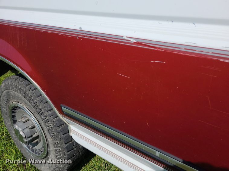 image for item DK1874 1992 Ford F250 XLT  SuperCab pickup truck