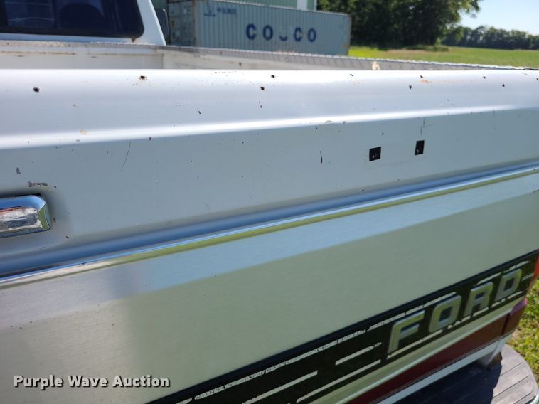 image for item DK1874 1992 Ford F250 XLT  SuperCab pickup truck