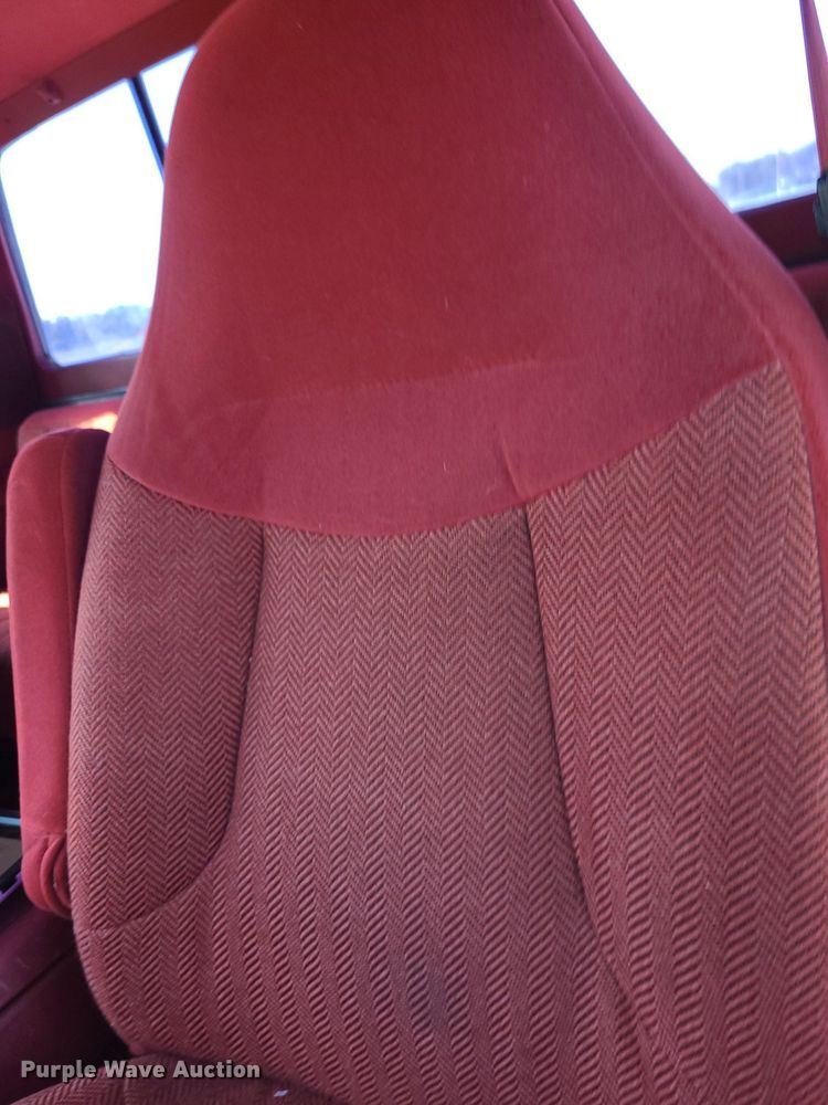 image for item DK1874 1992 Ford F250 XLT  SuperCab pickup truck