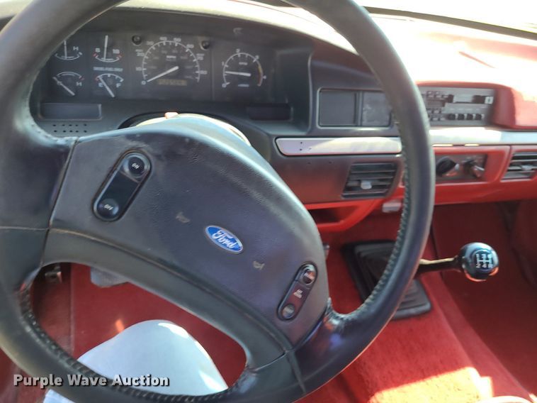 image for item DK1874 1992 Ford F250 XLT  SuperCab pickup truck