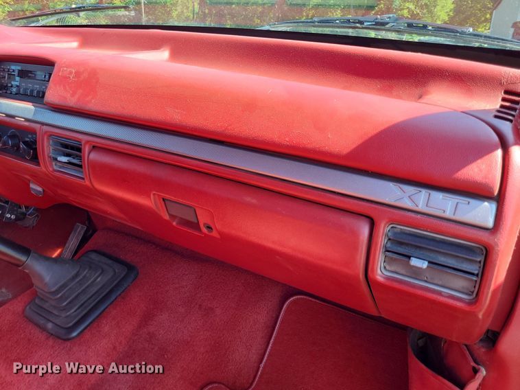 image for item DK1874 1992 Ford F250 XLT  SuperCab pickup truck