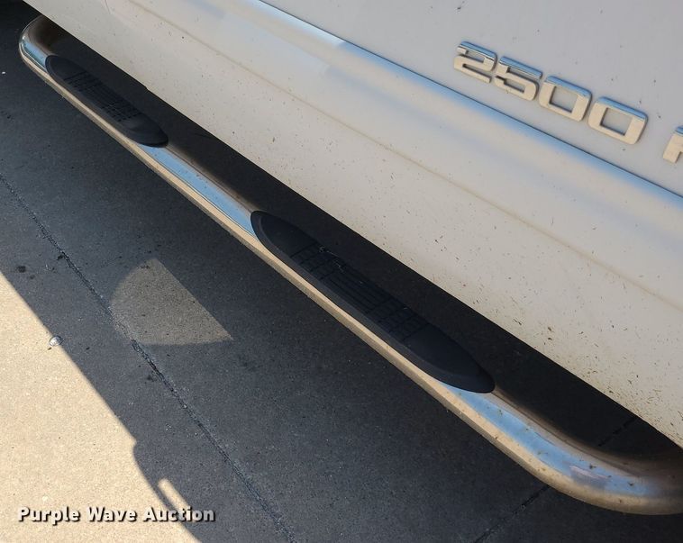 image for item DK1882 2010 Chevrolet Silverado 2500HD  Ext. Cab pickup truck