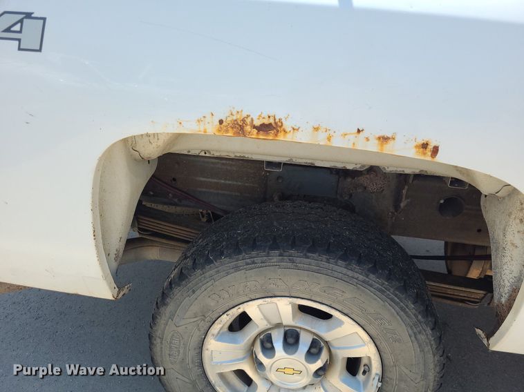 image for item DK1882 2010 Chevrolet Silverado 2500HD  Ext. Cab pickup truck