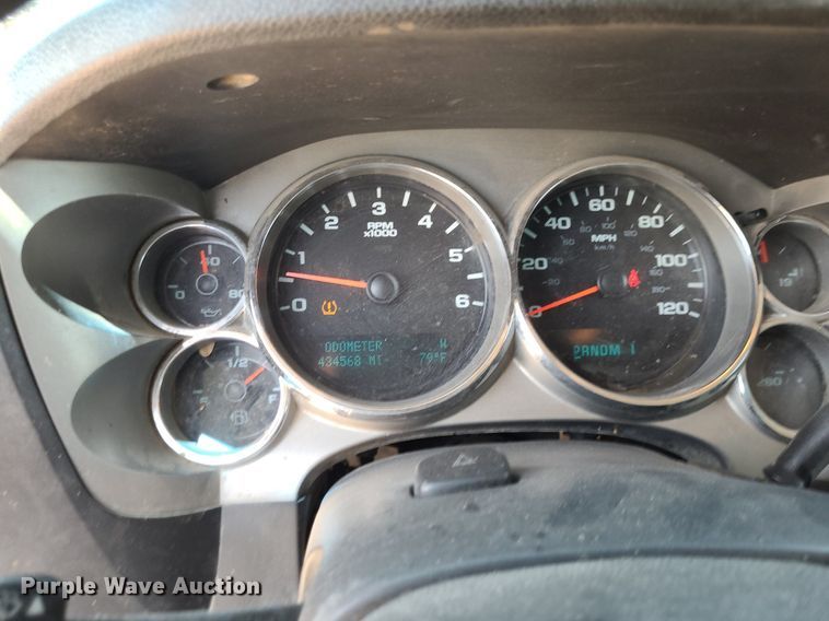 image for item DK1882 2010 Chevrolet Silverado 2500HD  Ext. Cab pickup truck