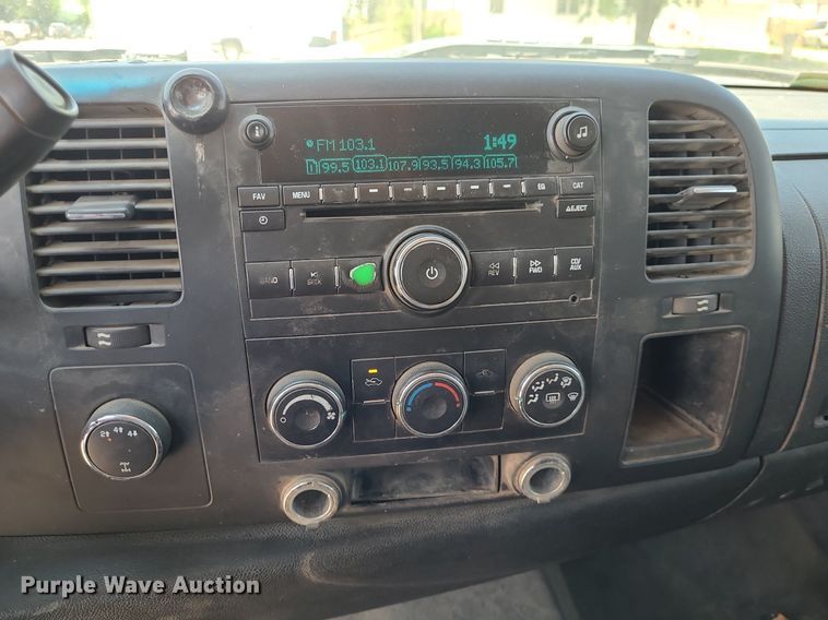 image for item DK1882 2010 Chevrolet Silverado 2500HD  Ext. Cab pickup truck