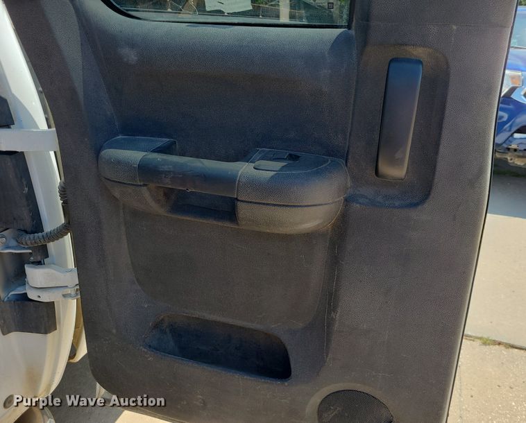 image for item DK1882 2010 Chevrolet Silverado 2500HD  Ext. Cab pickup truck