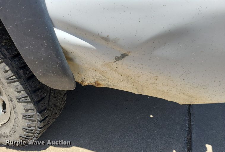 image for item DK1883 2002 Chevrolet Silverado 2500  pickup truck