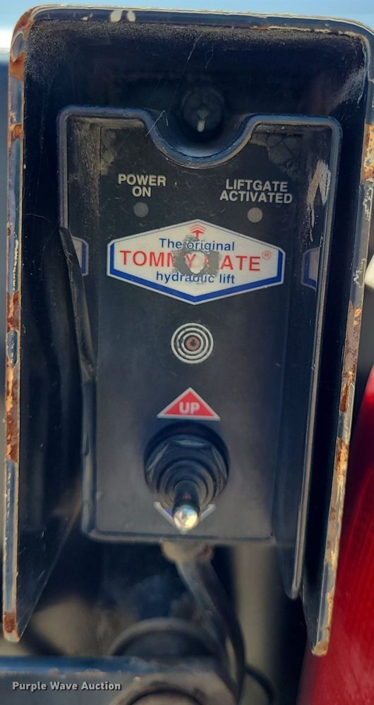 image for item DK1883 2002 Chevrolet Silverado 2500  pickup truck