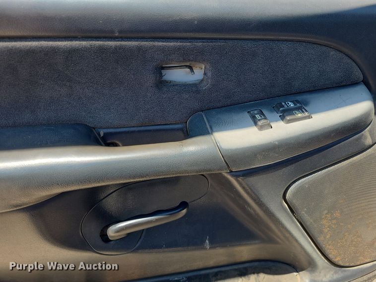 image for item DK1883 2002 Chevrolet Silverado 2500  pickup truck