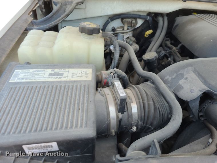 image for item DK1883 2002 Chevrolet Silverado 2500  pickup truck