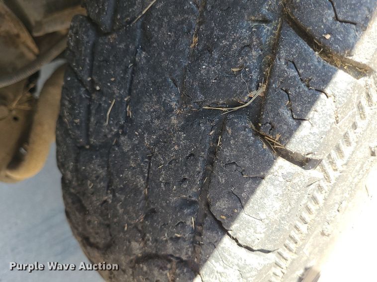 image for item DK1883 2002 Chevrolet Silverado 2500  pickup truck