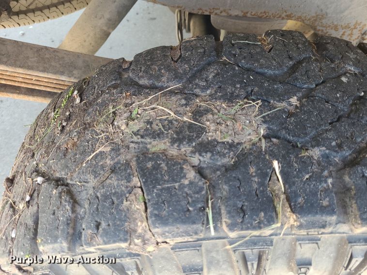 image for item DK1883 2002 Chevrolet Silverado 2500  pickup truck