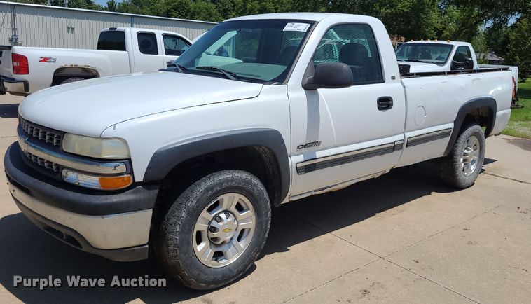 image for item DK1884 2001 Chevrolet Silverado 2500  pickup truck