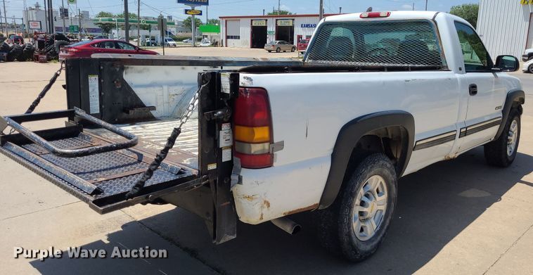 image for item DK1884 2001 Chevrolet Silverado 2500  pickup truck