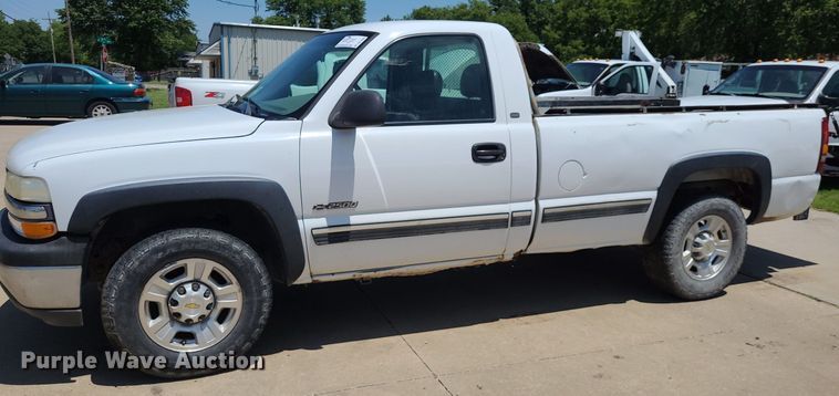 image for item DK1884 2001 Chevrolet Silverado 2500  pickup truck