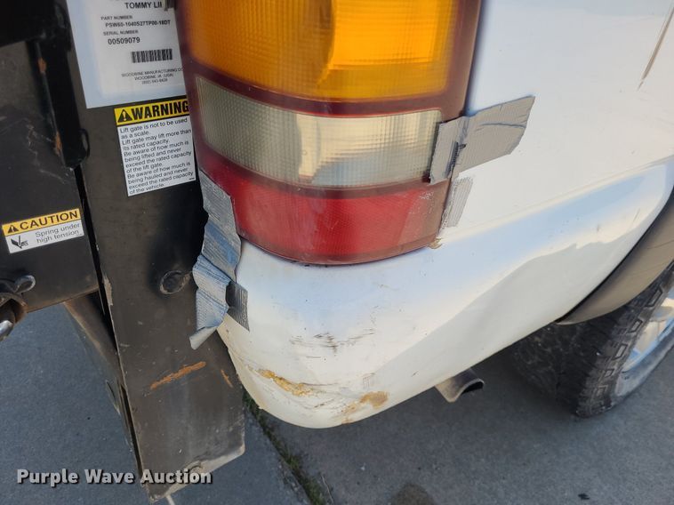 image for item DK1884 2001 Chevrolet Silverado 2500  pickup truck