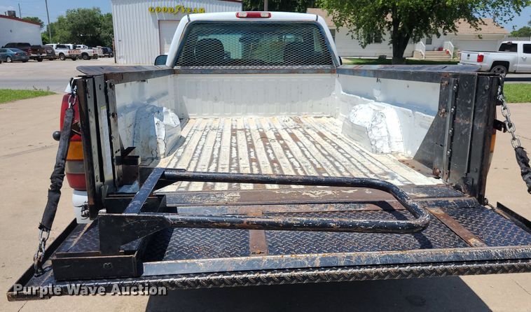 image for item DK1884 2001 Chevrolet Silverado 2500  pickup truck