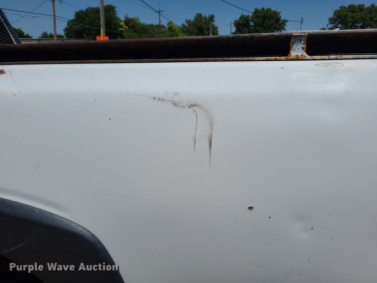 image for item DK1884 2001 Chevrolet Silverado 2500  pickup truck