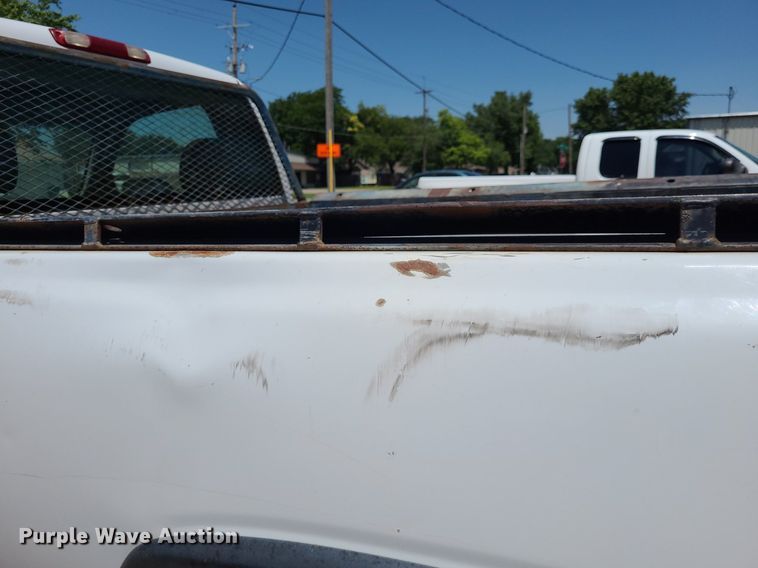 image for item DK1884 2001 Chevrolet Silverado 2500  pickup truck