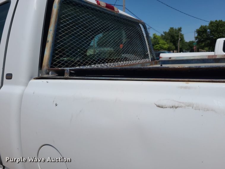 image for item DK1884 2001 Chevrolet Silverado 2500  pickup truck