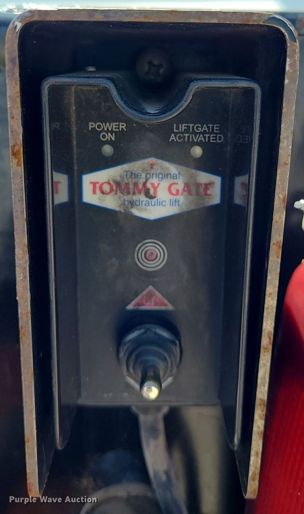 image for item DK1884 2001 Chevrolet Silverado 2500  pickup truck