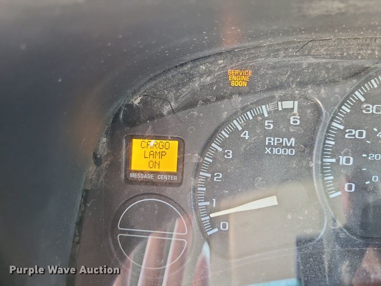 image for item DK1884 2001 Chevrolet Silverado 2500  pickup truck