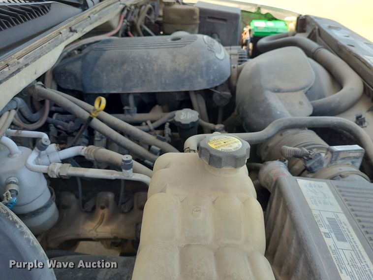 image for item DK1884 2001 Chevrolet Silverado 2500  pickup truck