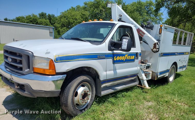 image for item DK1885 2000 Ford F550 Super Duty XL  utility / service truck