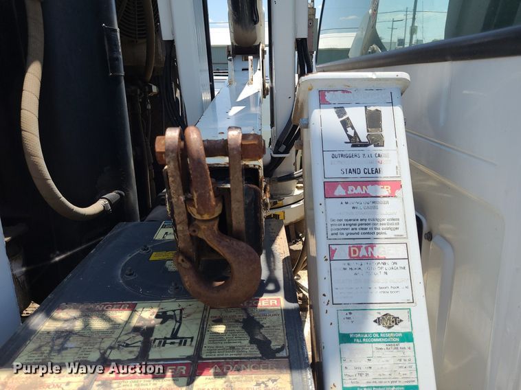 image for item DK1885 2000 Ford F550 Super Duty XL  utility / service truck