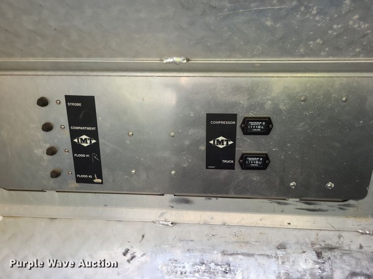 image for item DK1885 2000 Ford F550 Super Duty XL  utility / service truck