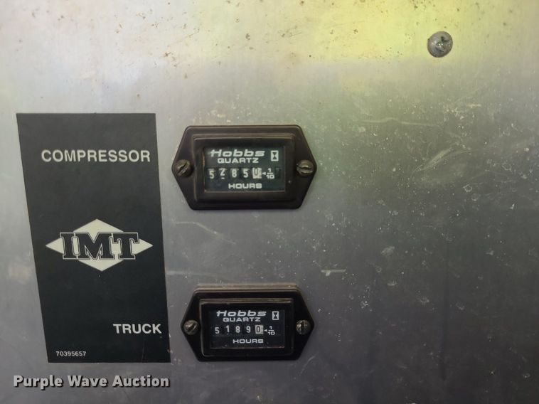 image for item DK1885 2000 Ford F550 Super Duty XL  utility / service truck