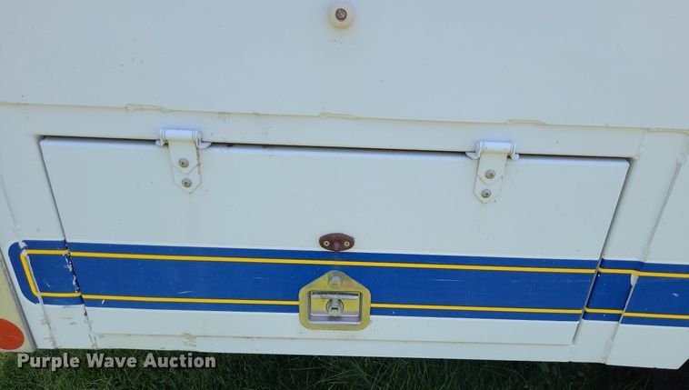 image for item DK1885 2000 Ford F550 Super Duty XL  utility / service truck