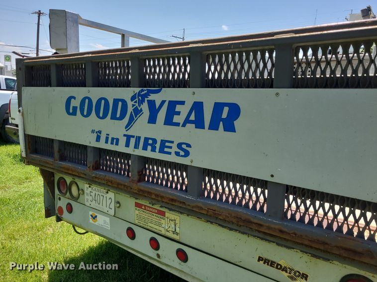 image for item DK1885 2000 Ford F550 Super Duty XL  utility / service truck