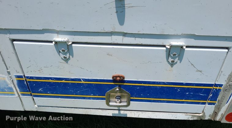 image for item DK1885 2000 Ford F550 Super Duty XL  utility / service truck