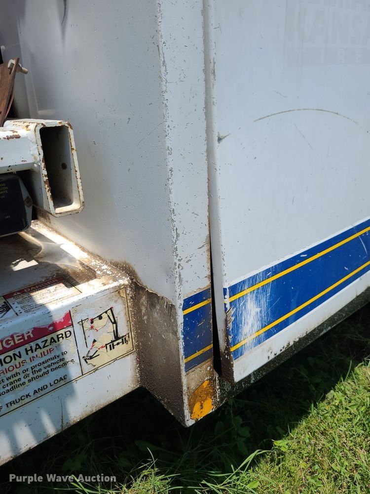 image for item DK1885 2000 Ford F550 Super Duty XL  utility / service truck