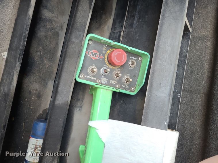 image for item DK1885 2000 Ford F550 Super Duty XL  utility / service truck