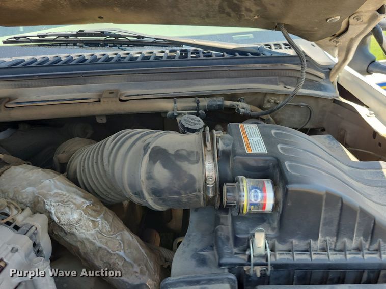 image for item DK1885 2000 Ford F550 Super Duty XL  utility / service truck